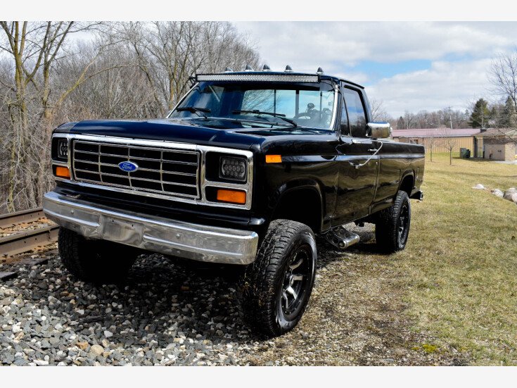 Thumbnail Photo undefined for 1986 Ford F250 4x4 Regular Cab